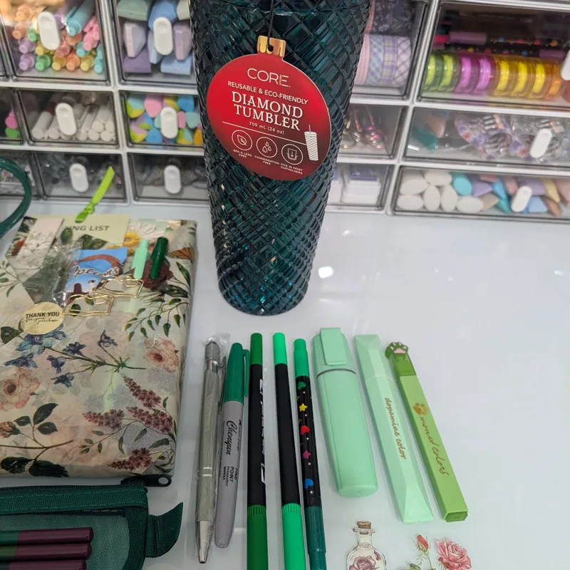 Green Luxury Bookish Bundle — Various