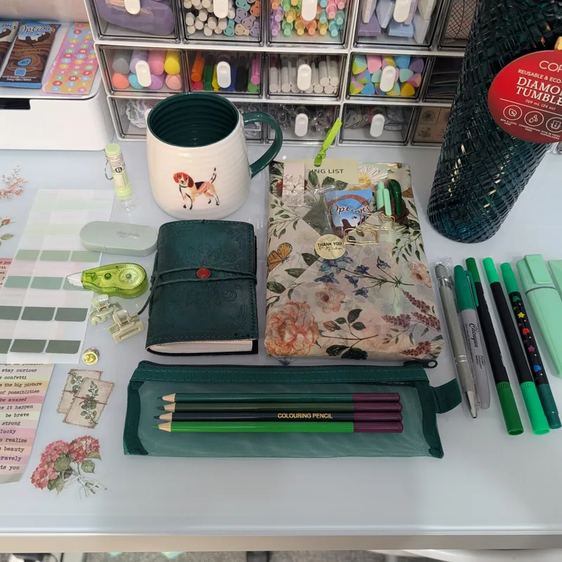 Green Luxury Bookish Bundle — Various